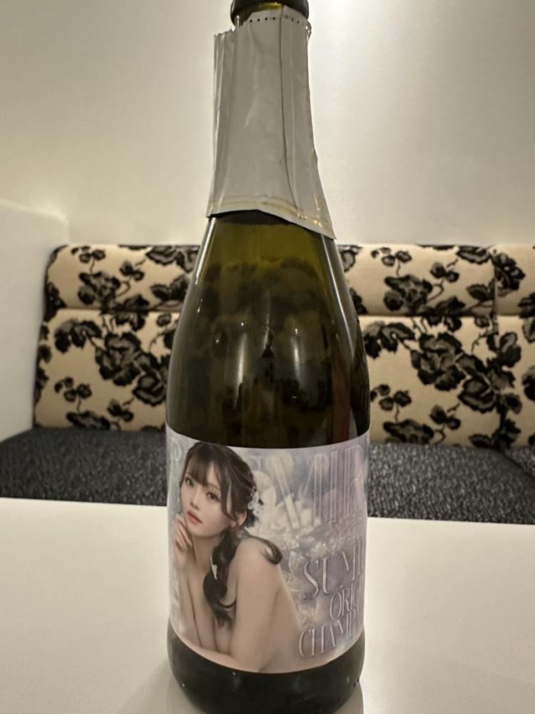 7月から販売開始です🍾🩷