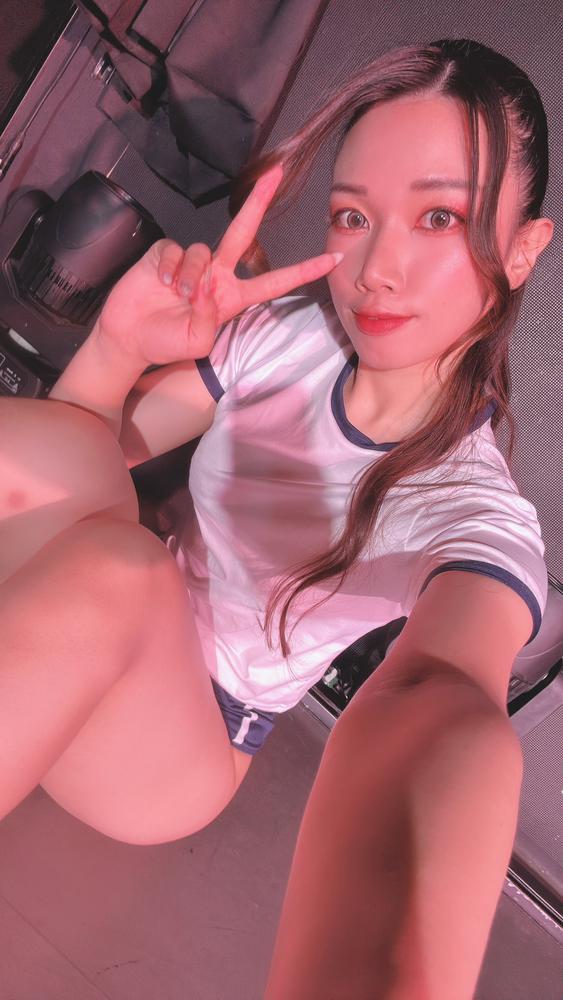 本日1.2部います💚