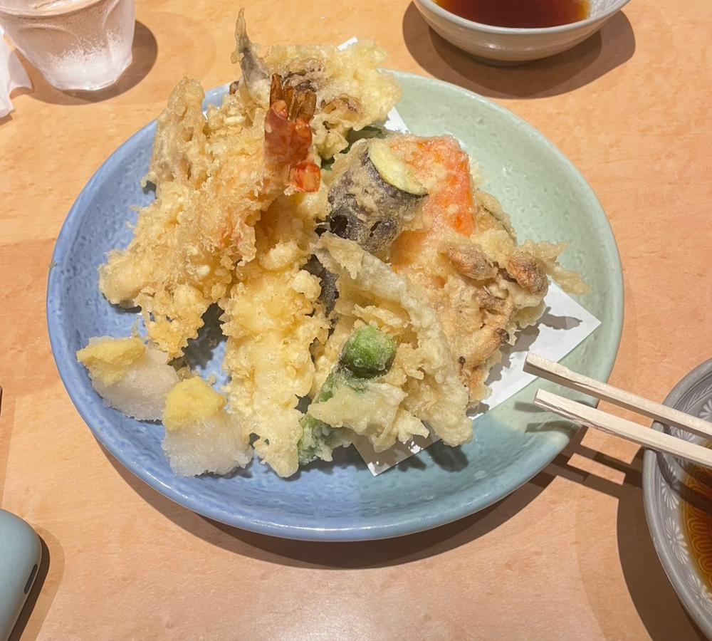 ♡ ••┈┈┈┈┈┈┈┈•• ♡