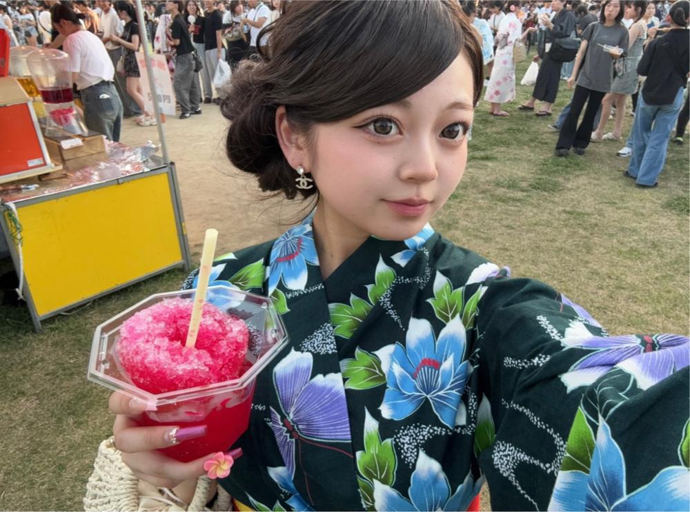 明日店休日です！