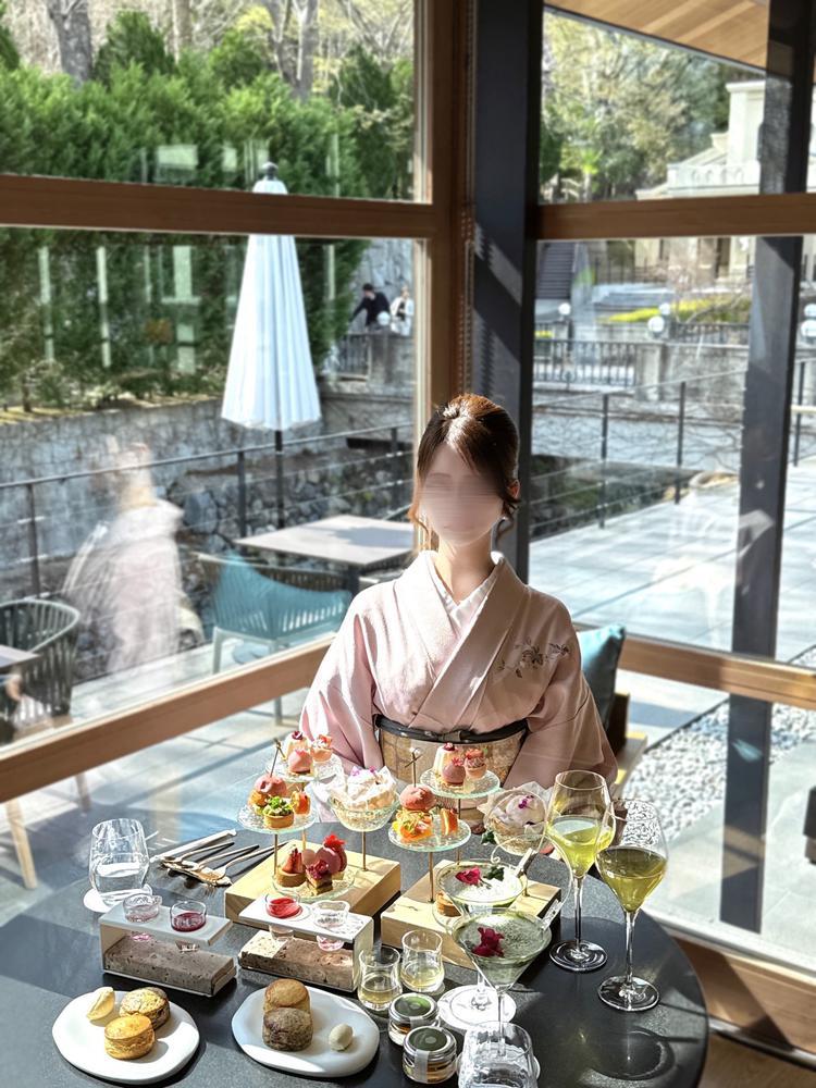 しゅ( ∩'-'⊂ )ｼｭｯ