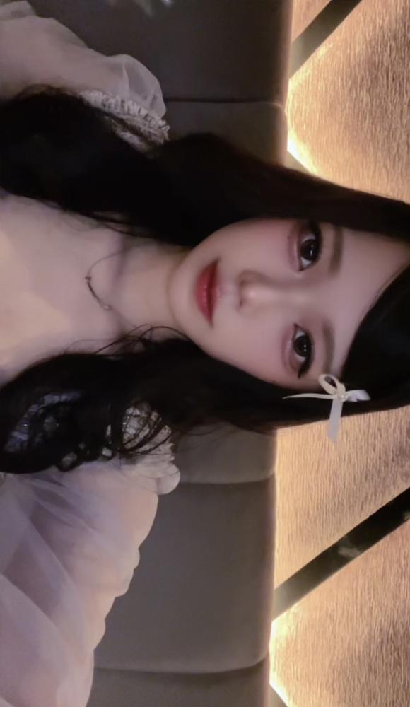 0818🐈‍⬛💜 なぎさですっ