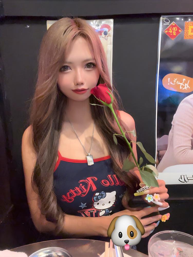 🩷薔薇一輪🩷