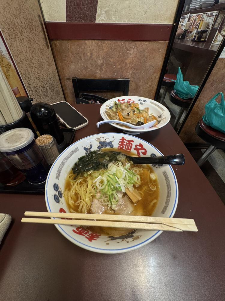 休憩時間にガンダでラーメン‼️🌟