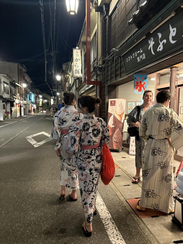 出勤してますー！！！！！！！！！！！！