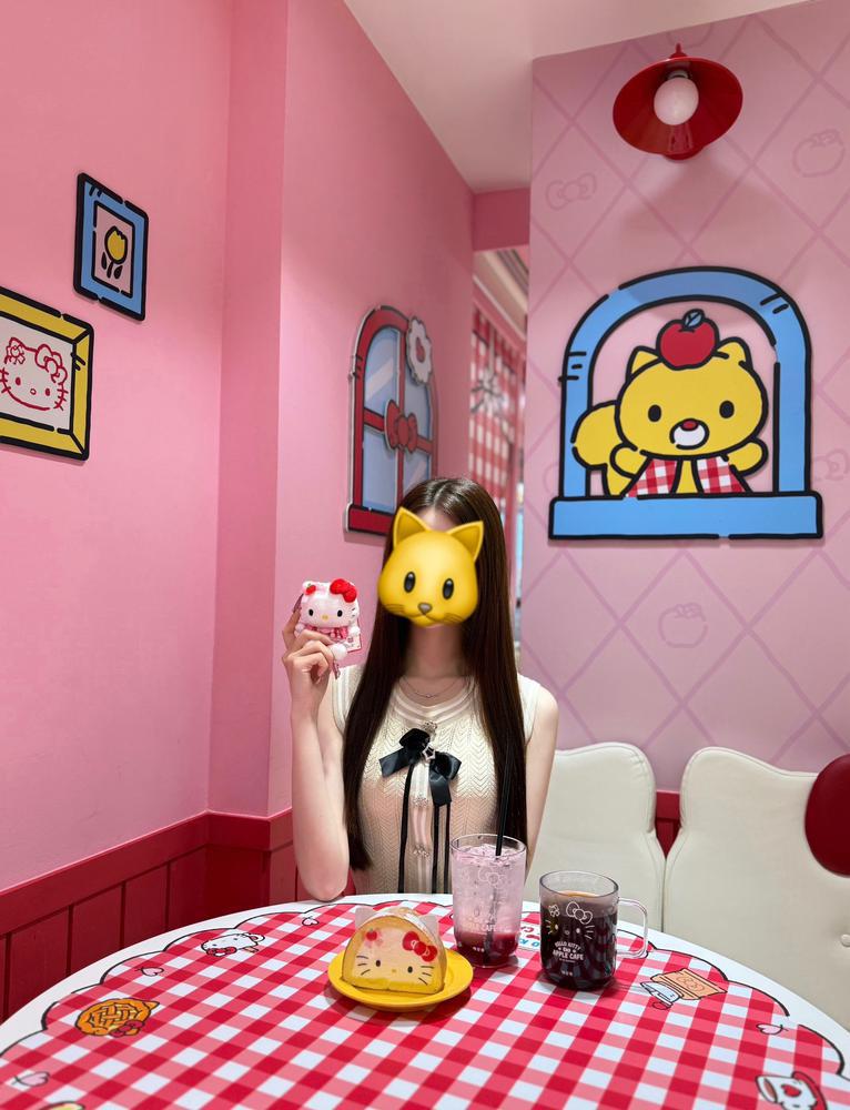 しゅヾ(・ω・)ゞ