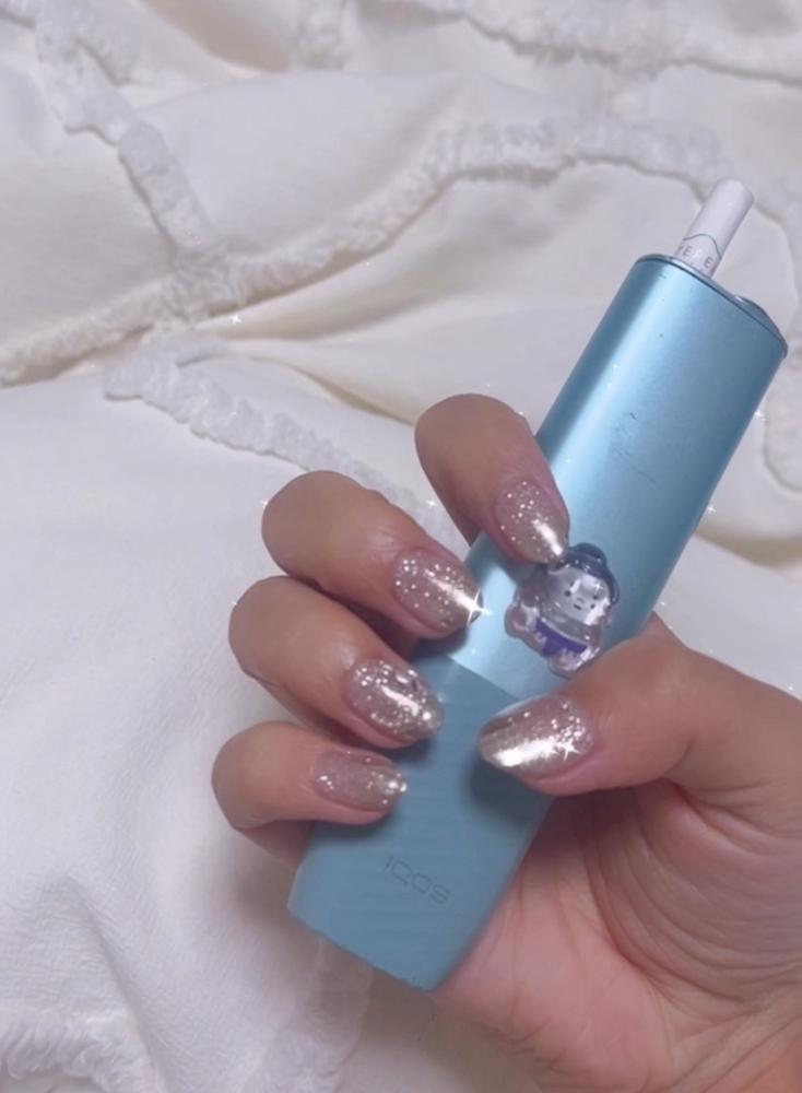 ネイル変えた💅✨