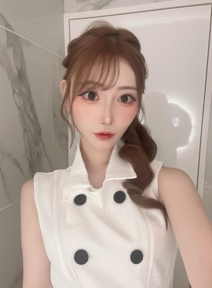 ｼｭｯ =͟͟͞͞ (    ˙꒳​˙ )✨