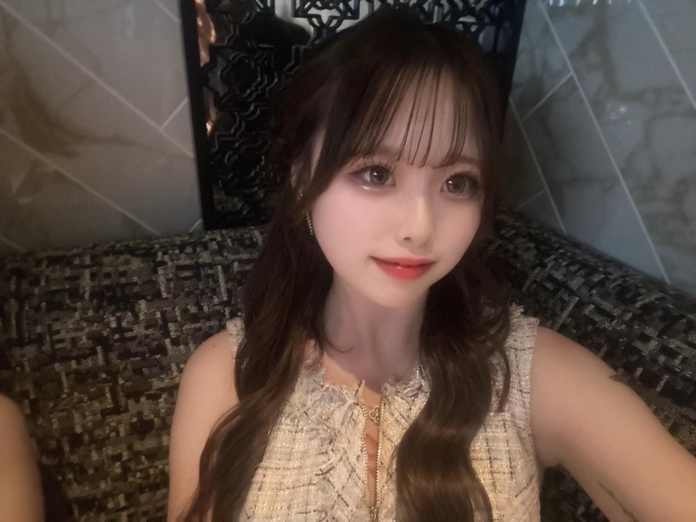 入りたての新人ですがこれからよろしくお願いします😳💞💞