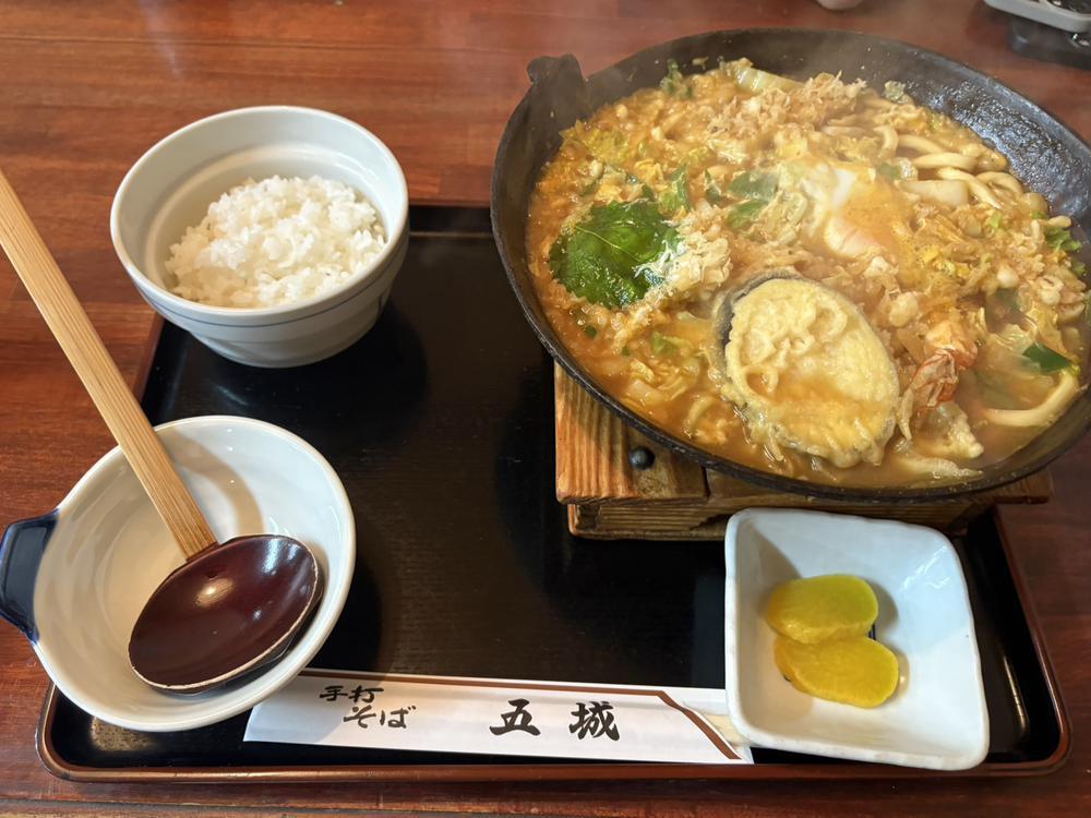 ⎛𖥚・̄ധ・̄𖥚⎞