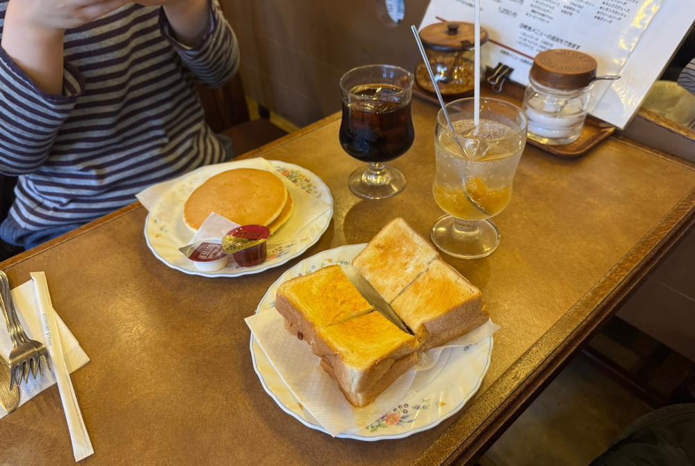 喫茶店開拓に勤しむナリ‼️🌟