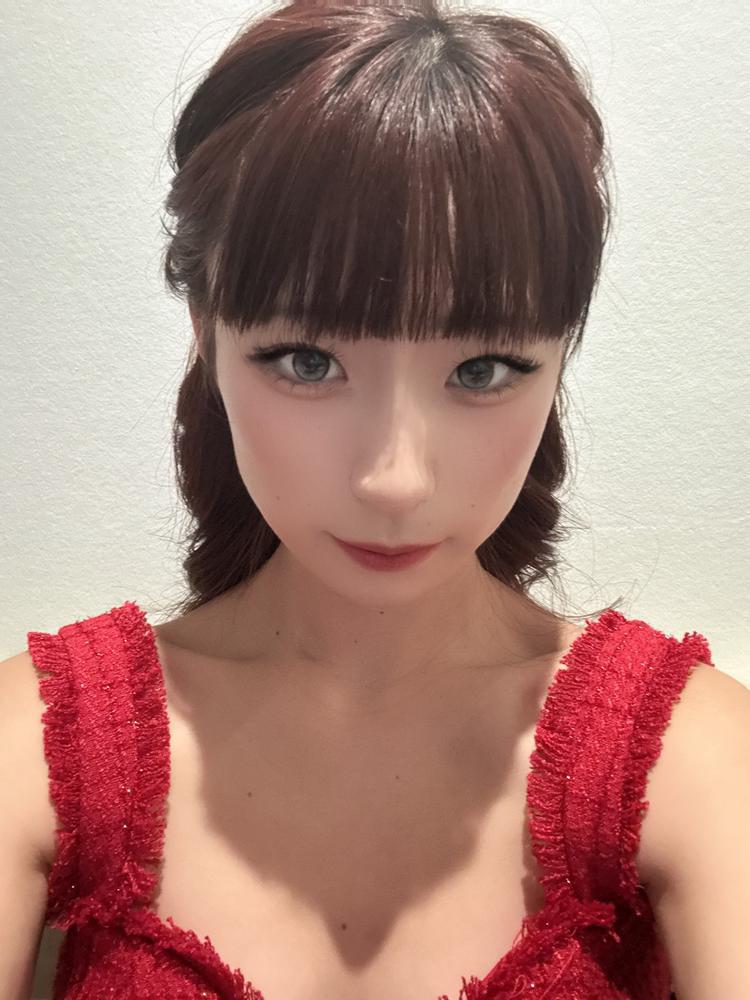 カラコン変えた👀