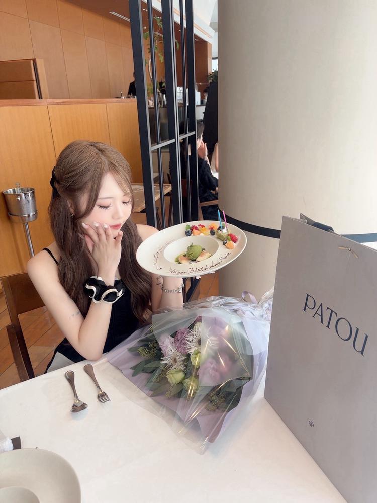 #土曜日いません😭😭😭