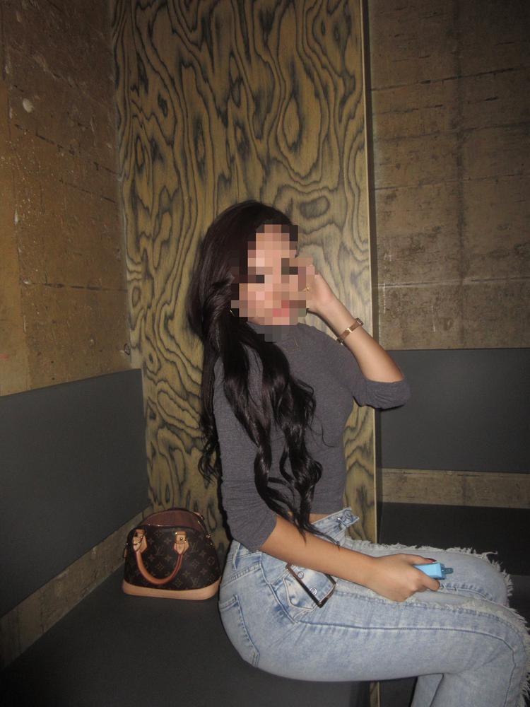 今日は     雨が      降ってたので        傘は持ちましたか？？         最近急に降るので         焦りますよね          それではまた^ ^