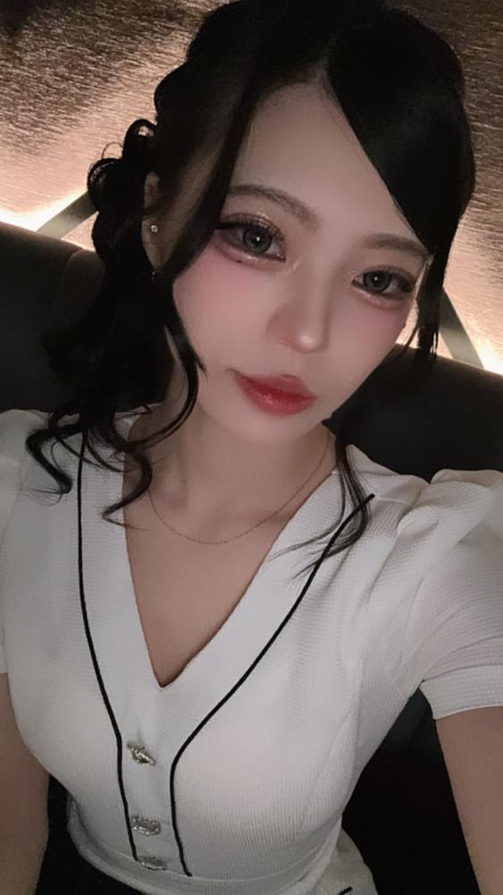 1102🐈‍⬛💜 なぎさです