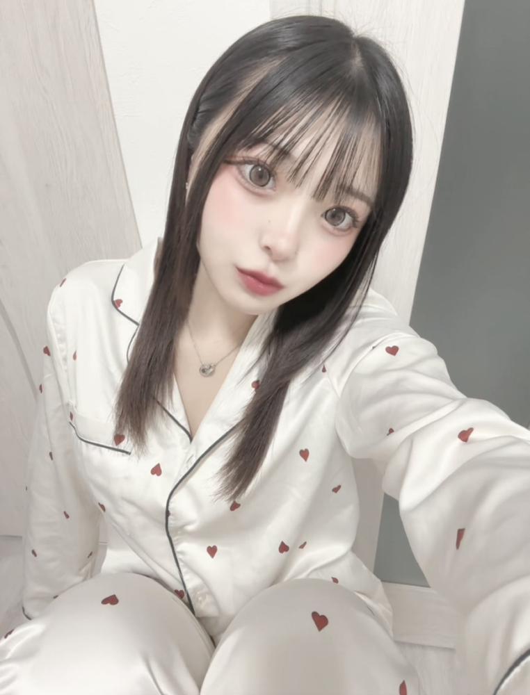 しゅ( ⊃'-'∩ )🤍