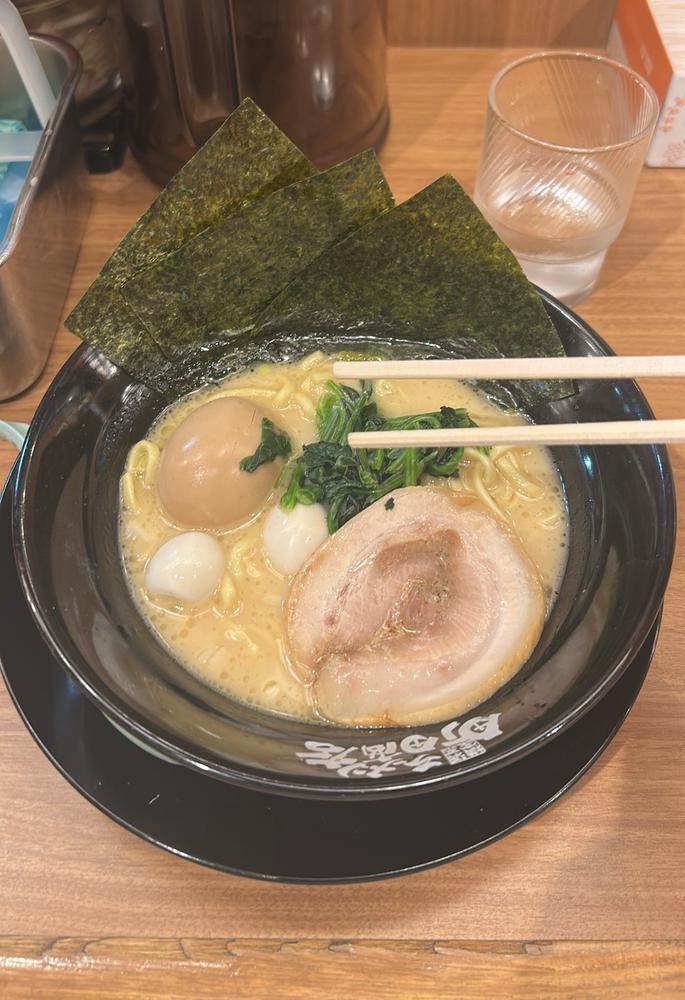 昨日はラーメン食べてきた〜💗