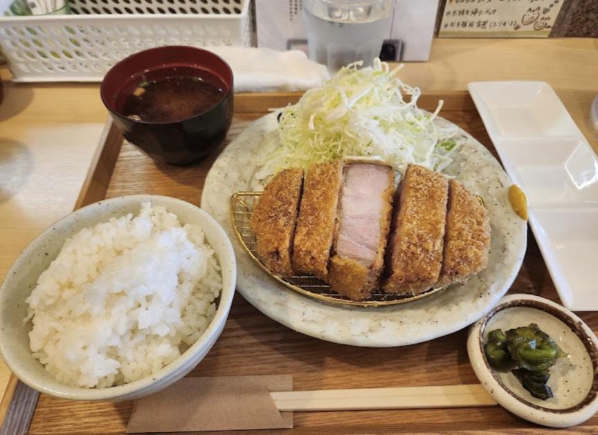 とんかつ〜🐷