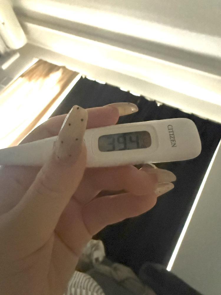 高熱でおやすみです🤒