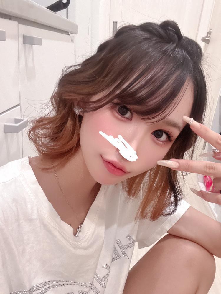 出勤してます︎👍🏻 ̖́-