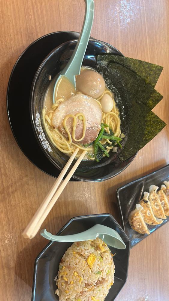 ラーメンたべてきたぁー🍜