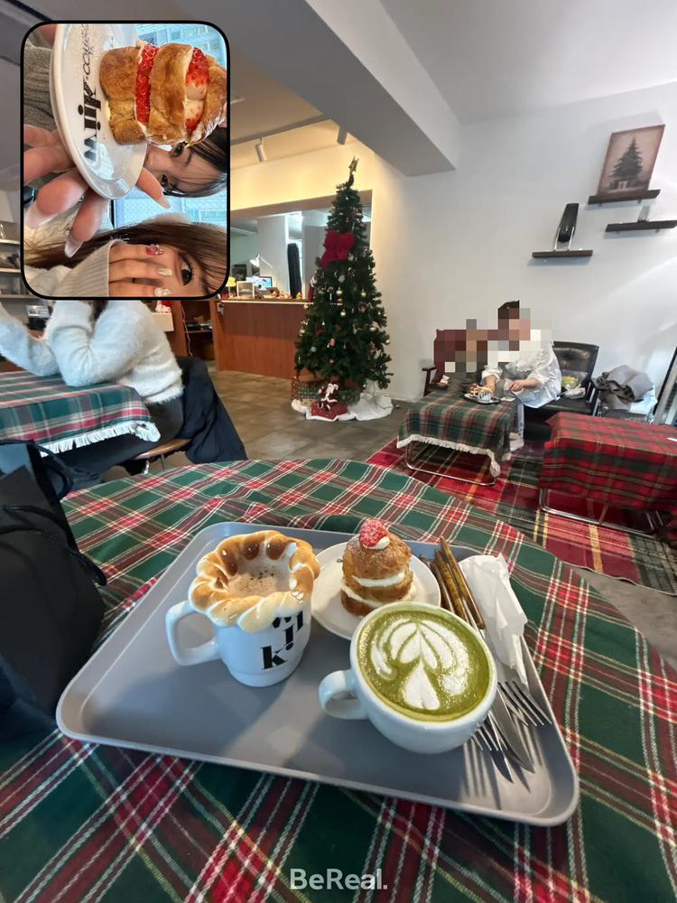 こんばんは！可愛いカフェに行ってきた💖