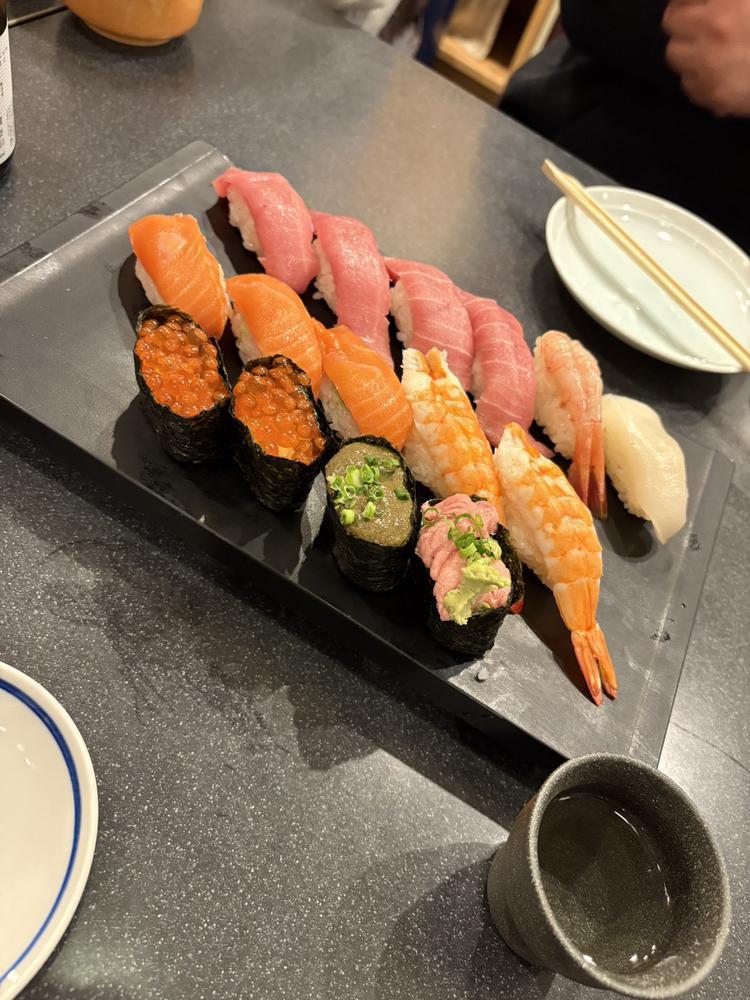 おすしたべた！