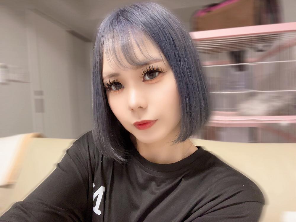 年ラスだよー！！ 目の具合が怖くて見れない😕