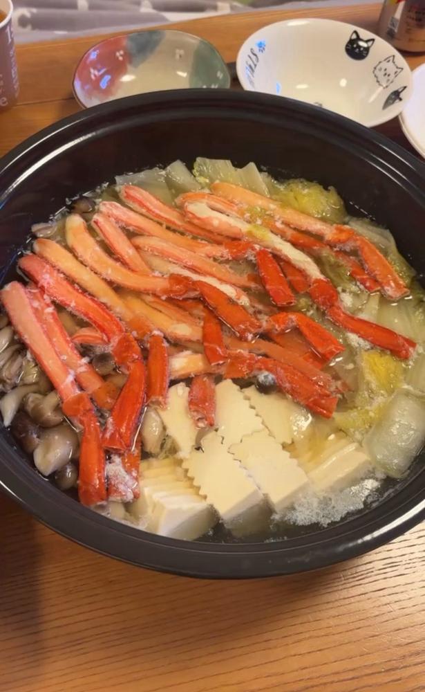 実家で食べたカニ鍋美味しかったな~🦀