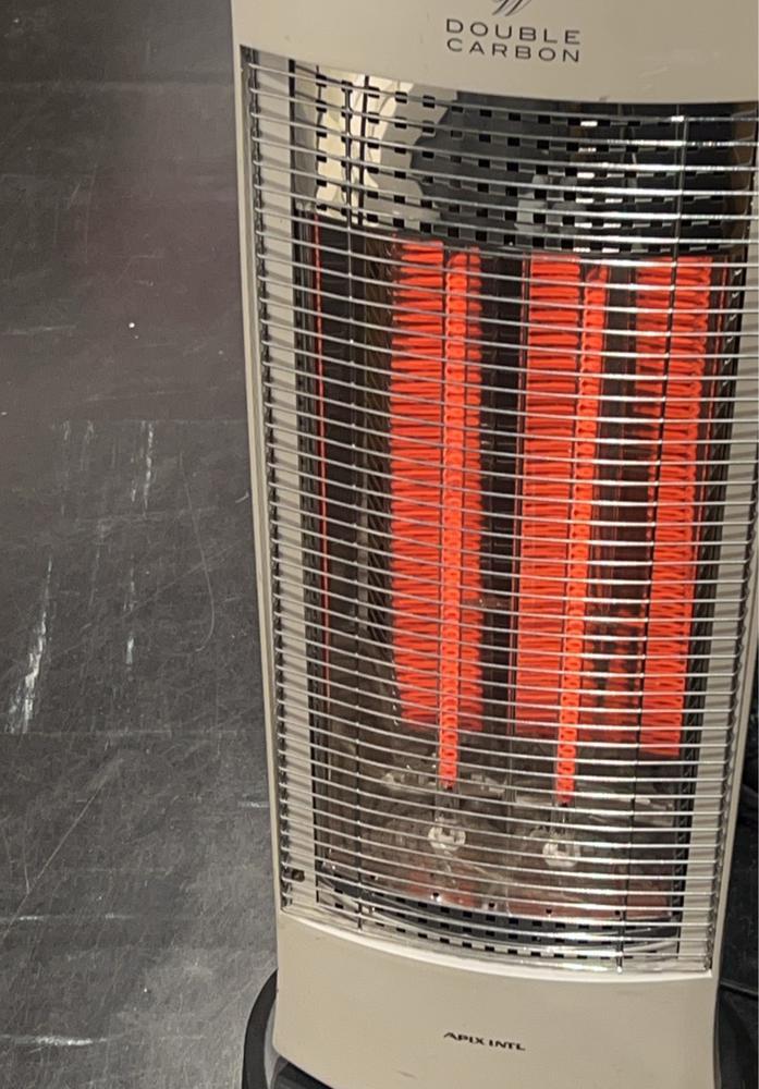 やっほ！NEWCLUBPINKのみそらです(うんうん)                                我が家は、ストーブつけっぱなし笑😃                     いつか家事になるぞ・・・      気をつけよ、、                         今日も寒いですね、風邪にみんな気を付けてね！🥲