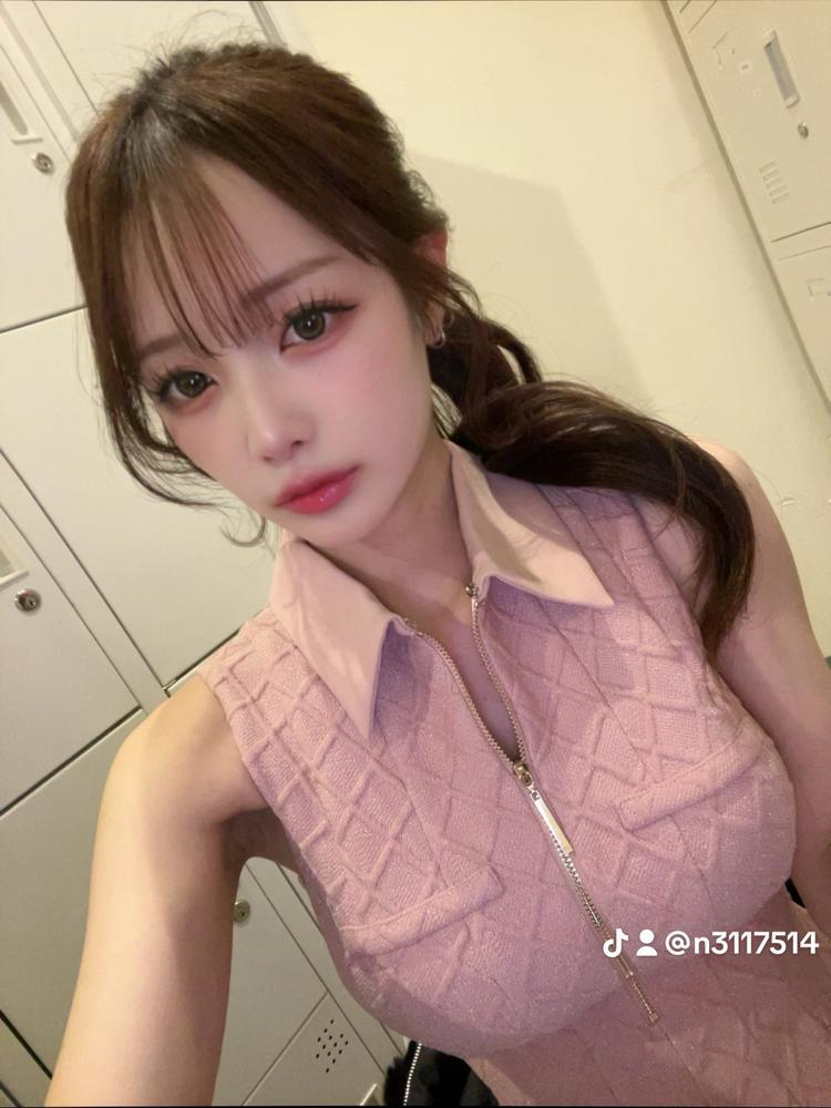 21時出勤します❗️ 今日は雰囲気変えてポニーテール🎶🎶🎶 今日も相変わらず飲みメンすぎるーー🥹🥹🥹早く出勤したい❗️❗️