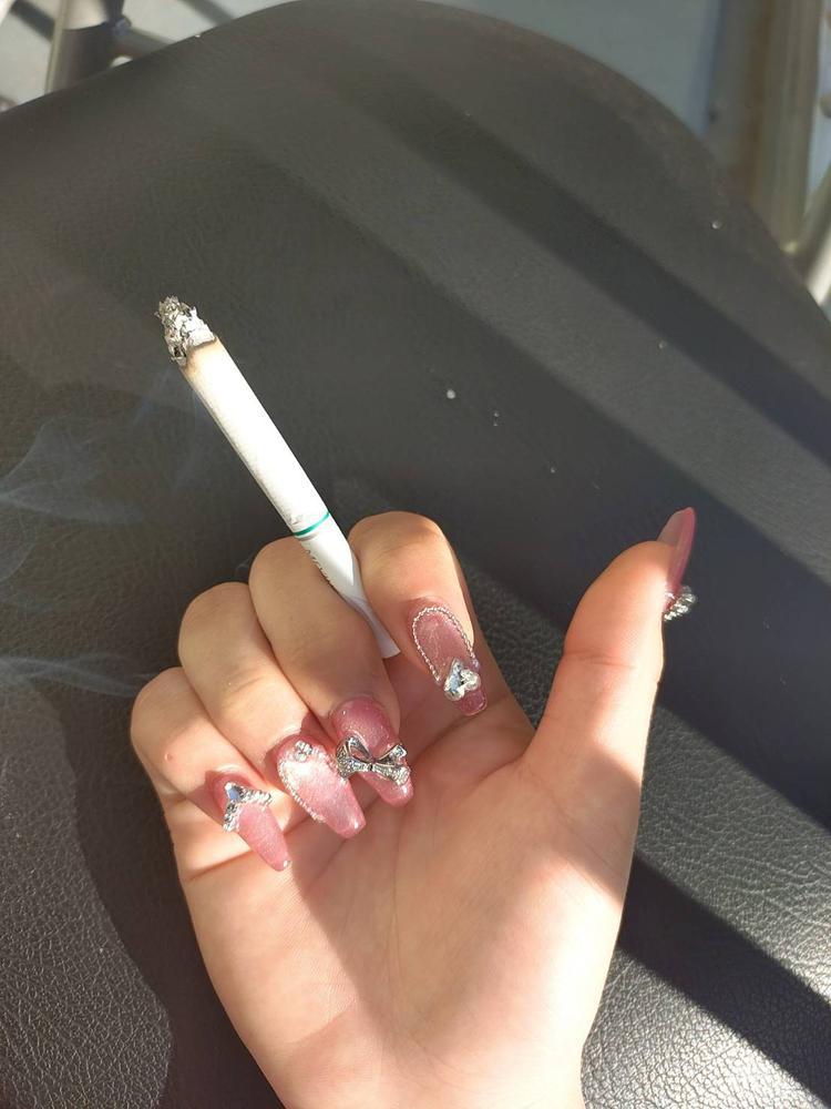 おはよ〜(*っω-)