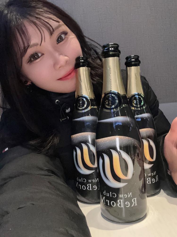 シャンパン3本やばすぎ🥂