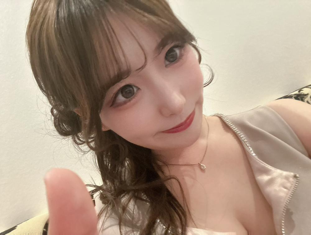 こんばんは！本日出勤です😊