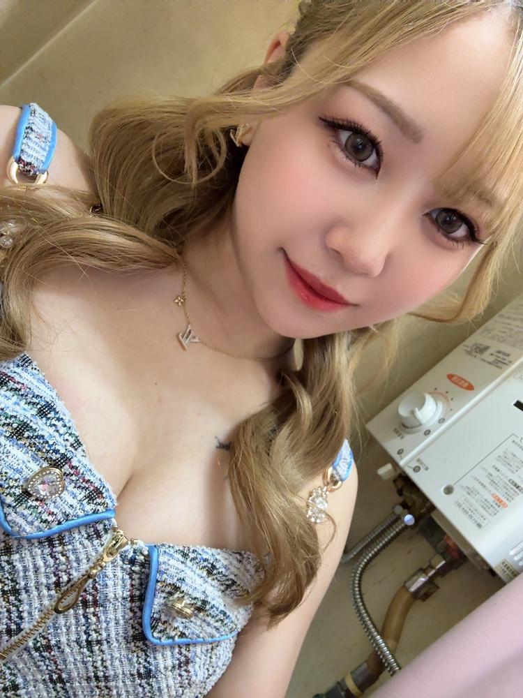 出勤しました〜😊🩷