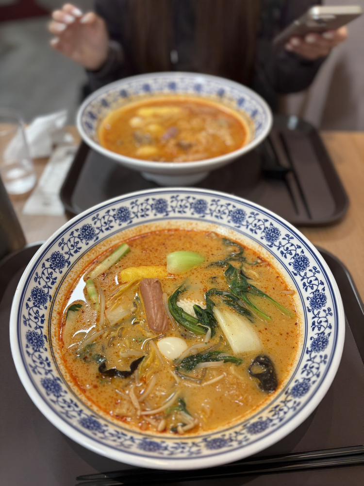 🙂‍↕️🙂‍↕️