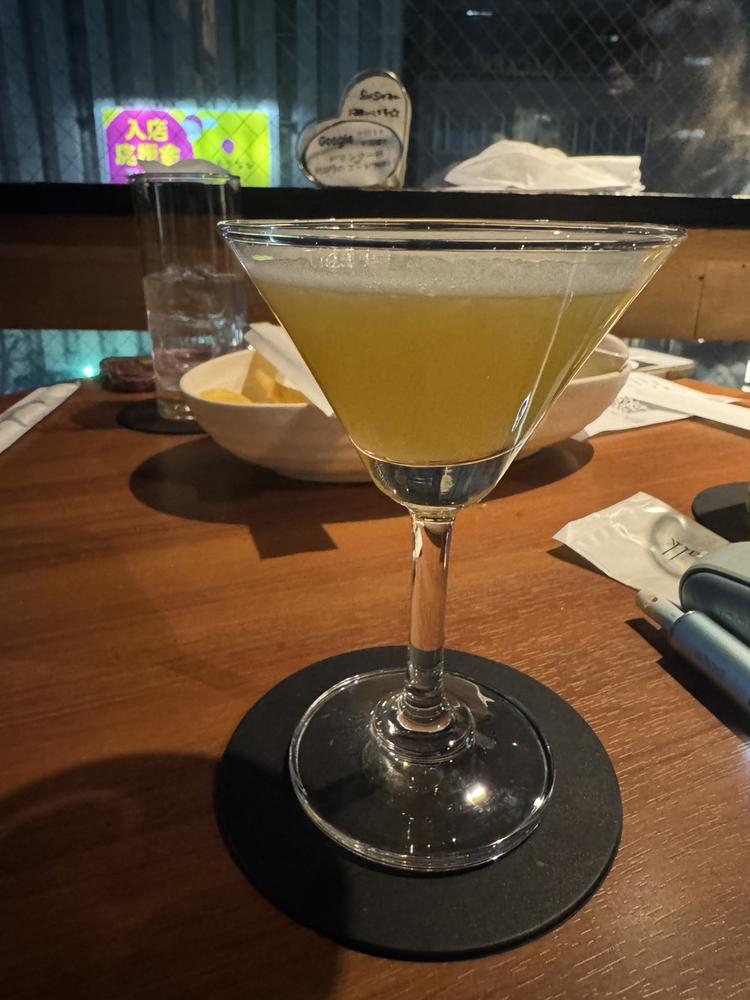 バー行ってきたー！