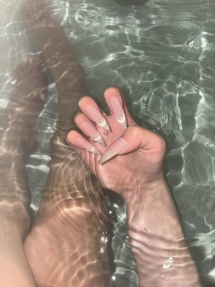 にゅーねいる🩷