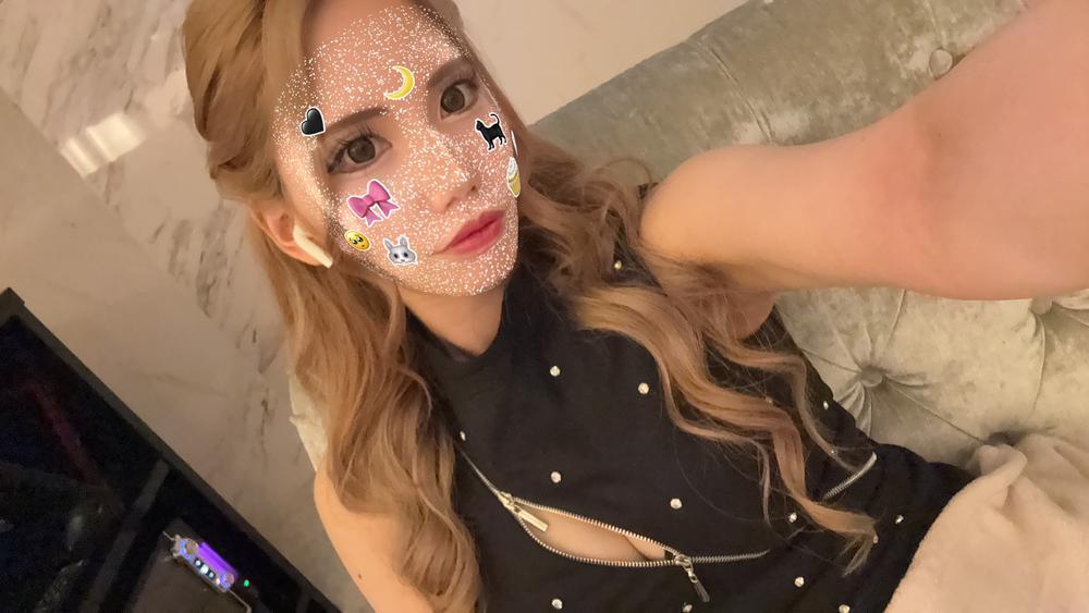 しゅっきんである