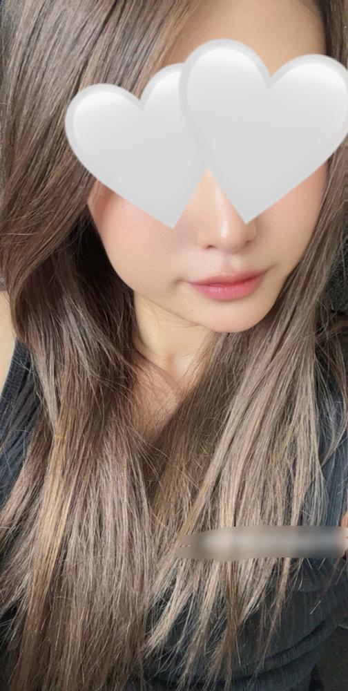 こんばんは♪ れいです！ 出勤してます🙋‍♀️ 明日お休みの方は是非♡