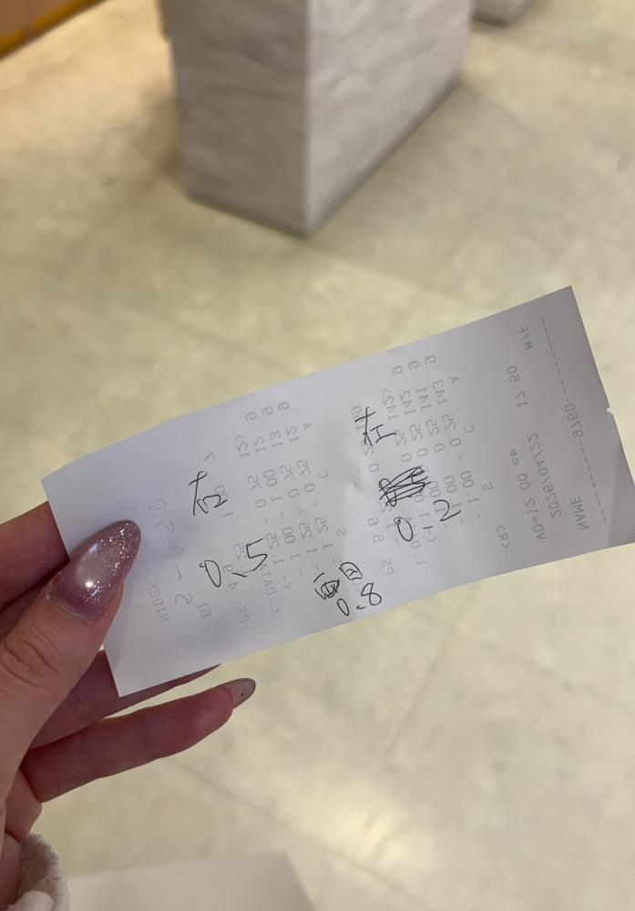 視力落ちてた😭😭