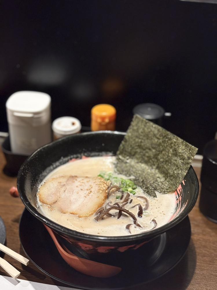 豚骨🐷🍜♥️✨