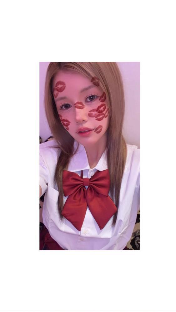 制服^_^^_^^_^^_^^_^