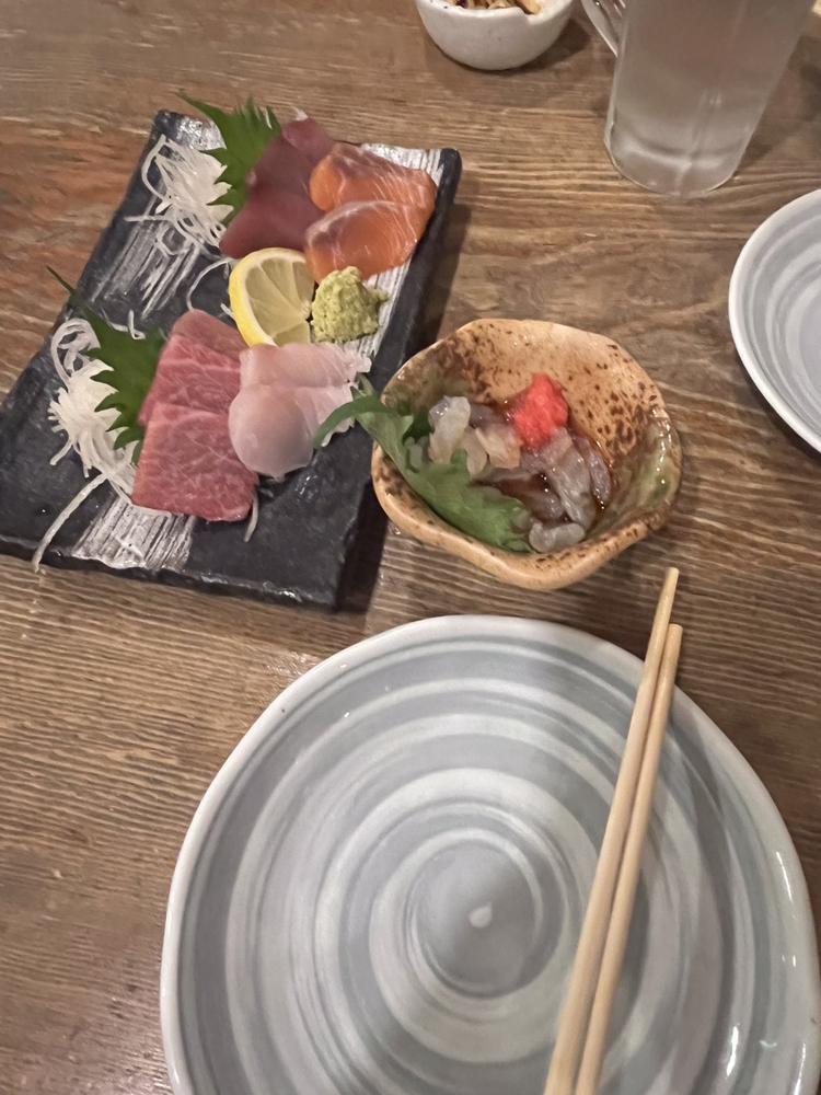 こんばんはꕤ⋆.˚                         きょうは店休日!!                              やすみます☘︎ ݁˖.ᐣ ˚⋆