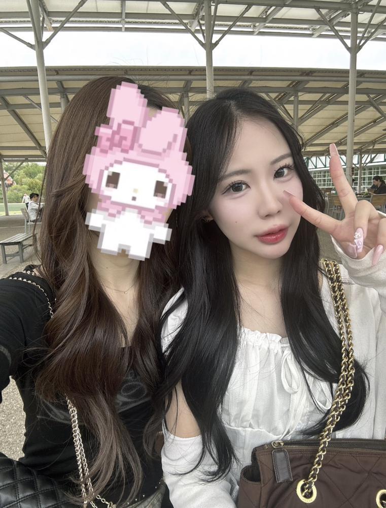 お姉ちゃんあんま似てないんだよねえ！！😂