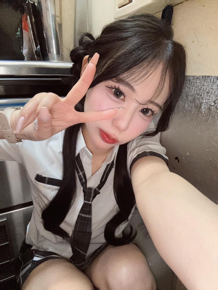 制服着てるよ❤︎