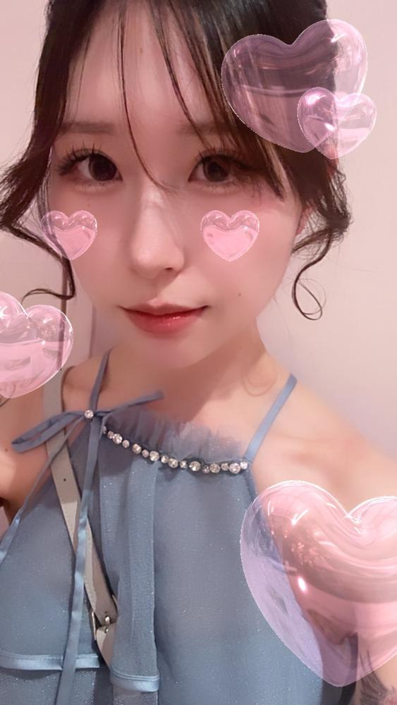 出勤しましたん🥂