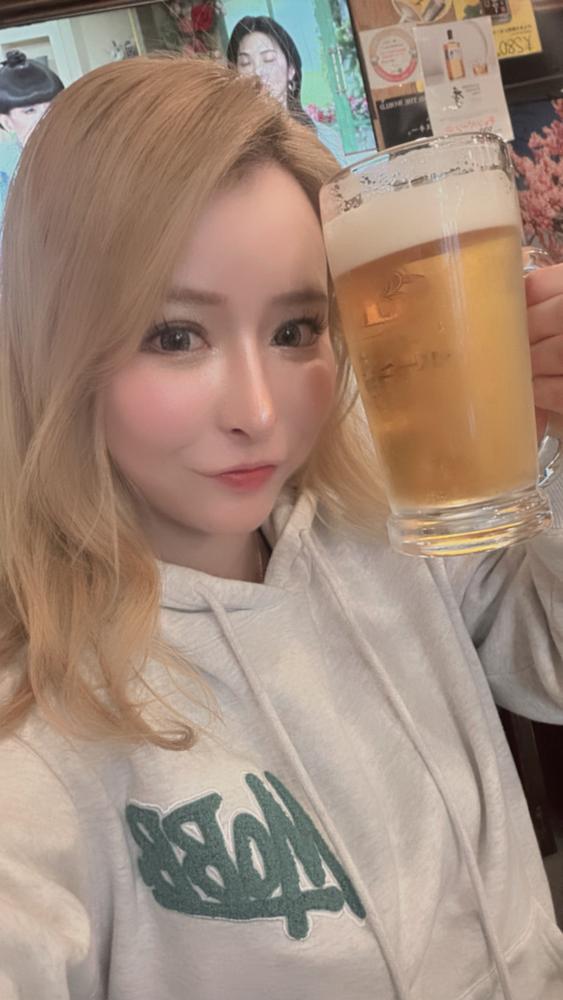 カンパーイ！！🍻今日も出勤します😁