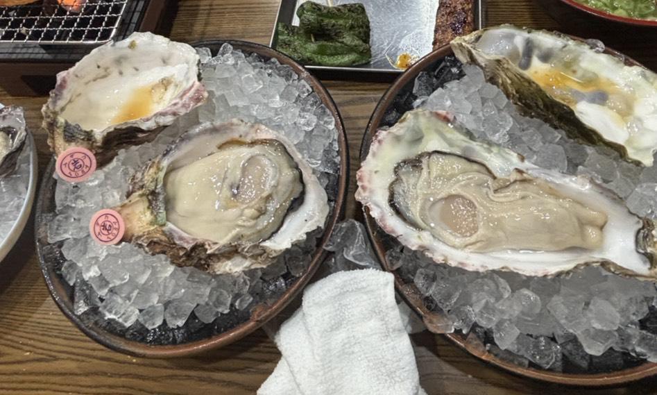 久しぶりの生牡蠣 ( ᴖ⩊ᴖ )！