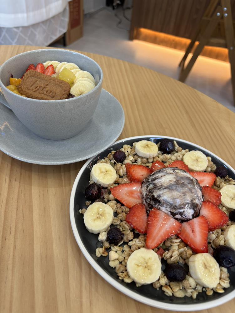 初グリークヨーグルト🥣💞